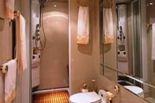Stella of the North - Guest Bathroom